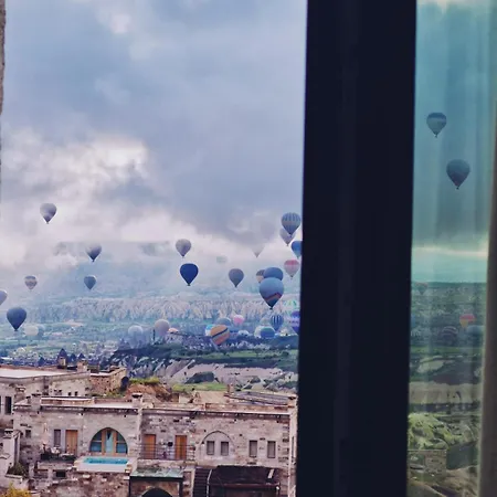 Cybele In Cappadocia 乌奇希萨尔