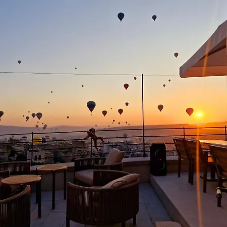 Cybele In Cappadocia 乌奇希萨尔